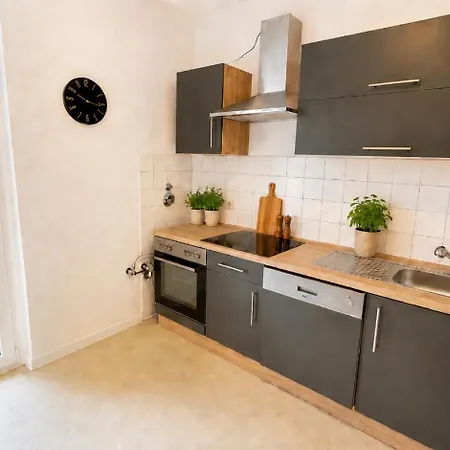 Διαμέρισμα 2min Fussweg Vom Bahnhof, Mit Balkon, Wifi, Smart Tv, Hotel-boxspringbetten Χάλμπερσταντ