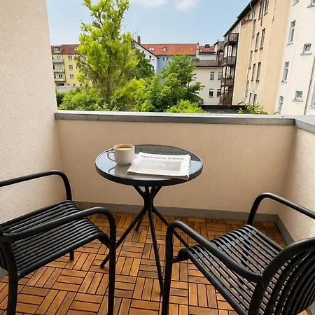 Διαμέρισμα 2min Fussweg Vom Bahnhof, Mit Balkon, Wifi, Smart Tv, Hotel-boxspringbetten Χάλμπερσταντ