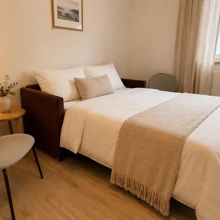 2min Fussweg Vom Bahnhof, Mit Balkon, Wifi, Smart Tv, Hotel-boxspringbetten Διαμέρισμα